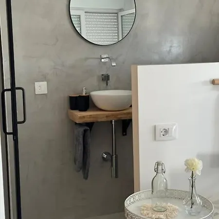 Casa Fisco شقة أذيخي